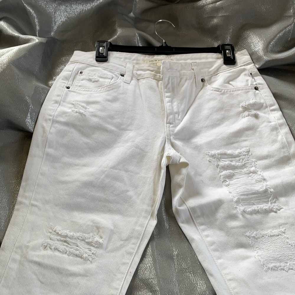 Whir distressed jeans